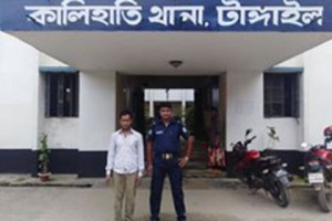 182045_bangladesh_pratidin_solit-mdr-arrest-pic