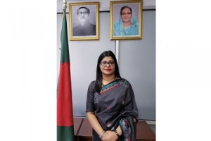 102607_bangladesh_pratidin_NRB_News_pic_of_Sadia_Faizunnesa,,Consul_General_of_NY